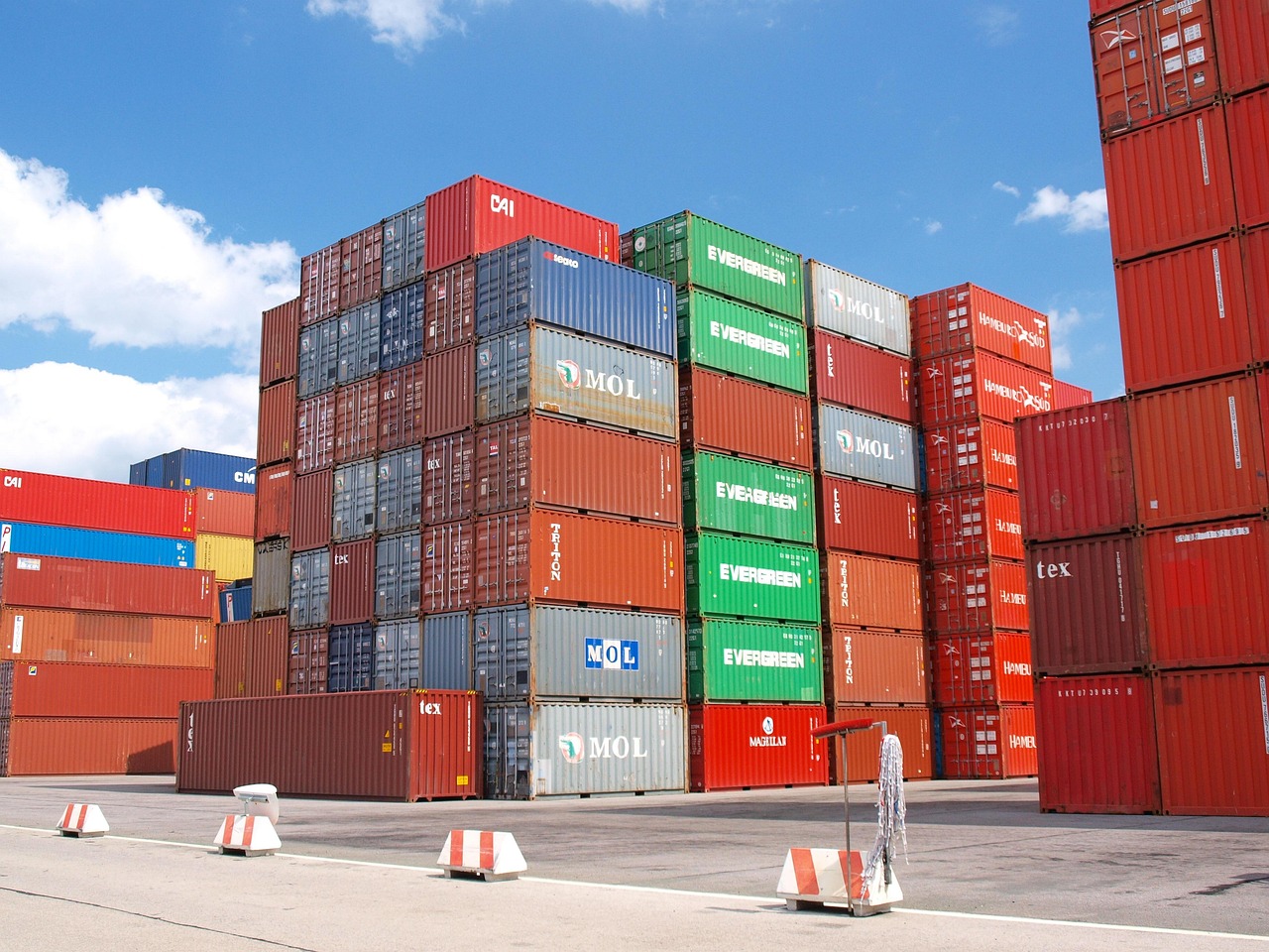 Freight forwarders & 3 PL Companies 
